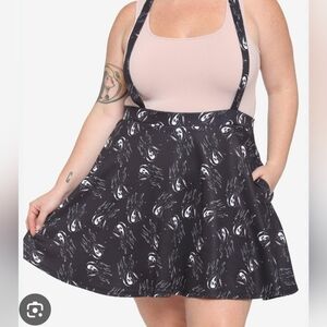 Hot topic ghostface suspender with skirt in size 4XL
